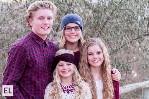 elsa jensen, elsa creates, elsa, creates, elsa photo, family pictures, family portraits, utah family photographer, utah, family photographer, sandy, park city, teenager children, photography, photo, fall pictures, christmas card picture, byu-idaho, byu-i, 