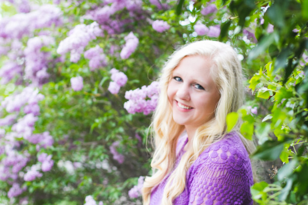 Elsa Jensen, Elsa, Jensen, Elsa Creates, Elsa, Evie, Senior Pictures, Girl, Bountiful, Utah, Bountiful high school, cheer, cheerleading, cheerleader, senior portraits, senior, portraits, utah photographer, utah senior pictures, utah senior picture photography, frozen, olaf, 