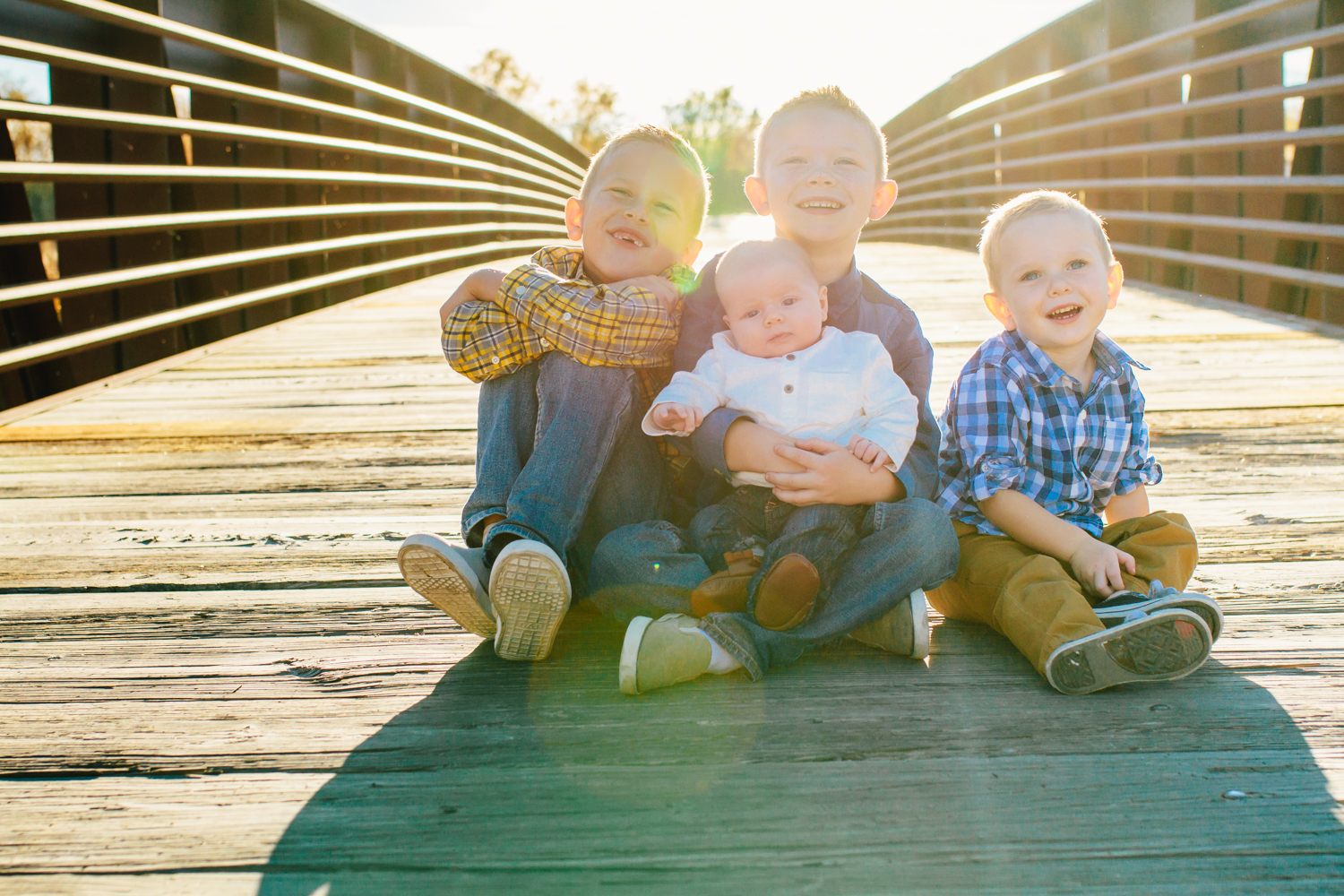 elsa creates, elsa, creates, elsa jensen, utah photographer, utah family photographer, family pictures, family, photographer, utah, families, boys, brothers, siblings, kids, kid portraits, families, big brother, big sister, little brother, little sister, siblings portrait, baby, utah family, in home, christmas card, 