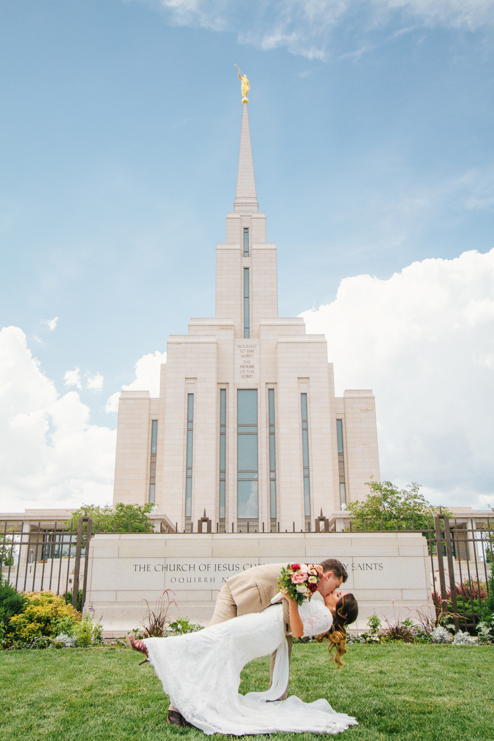 elsa creates, elsa, creates, elsa jensen, elsa, jensen, utah wedding photographer, utah, wedding, photographer, photographer, utah wedding, oquirrh mountain wedding, oquirrh mountain temple, oquirrh mountain, oquirrh, mountain, temple, wedding, oquirrh wedding photographer, lds oquirrh mountain wedding, marriage, couple, bridals, love, utah bridals, bridal photos, first look, sandy, wedding, garden, love, first look, herriman barn, herriman wedding, herriman barn wedding, kaitlyn and skylar, 